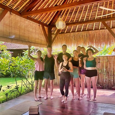 Bed and Breakfast Island Garden Huts Lembongan Экстерьер фото