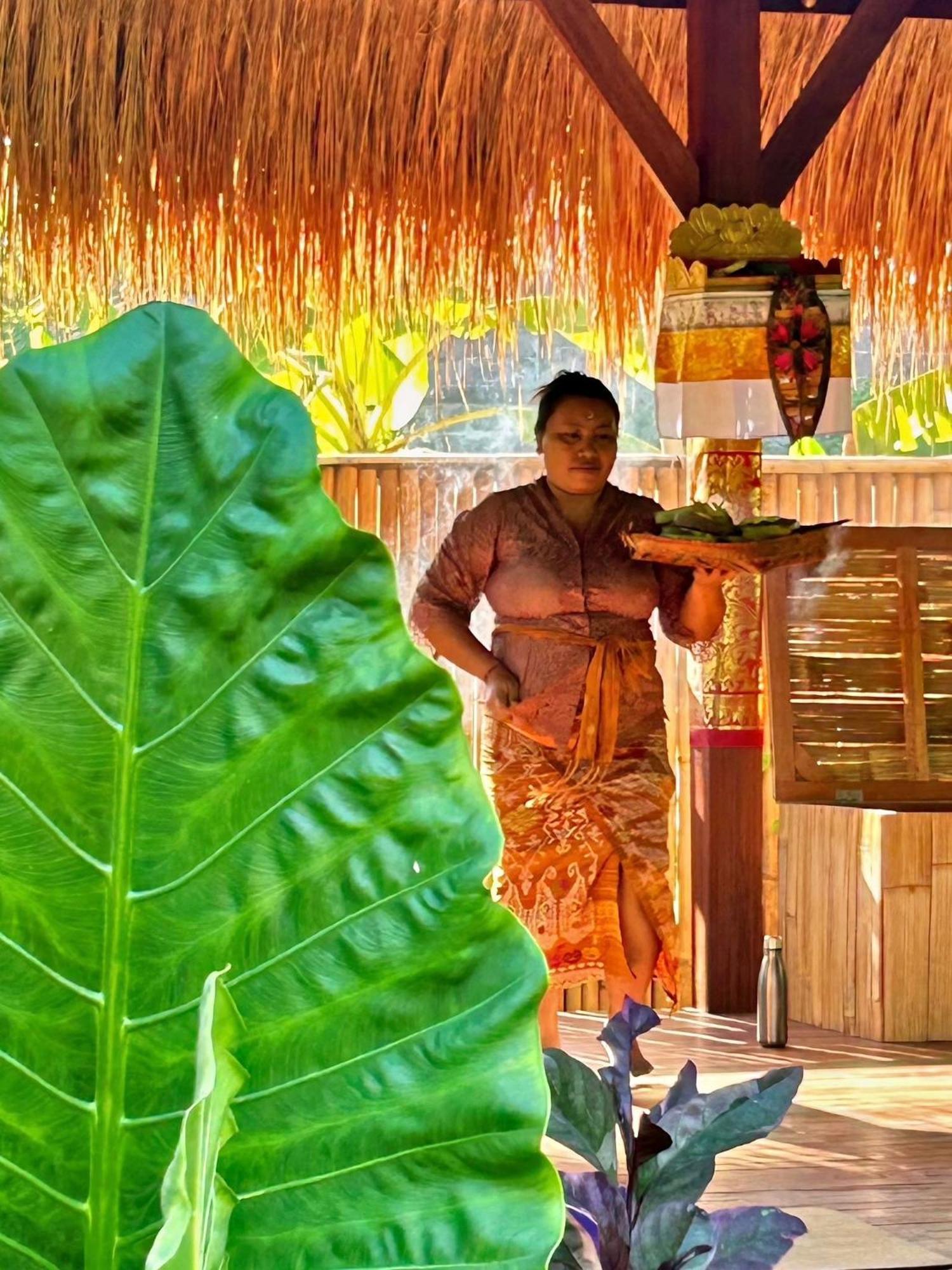 Bed and Breakfast Island Garden Huts Lembongan Экстерьер фото