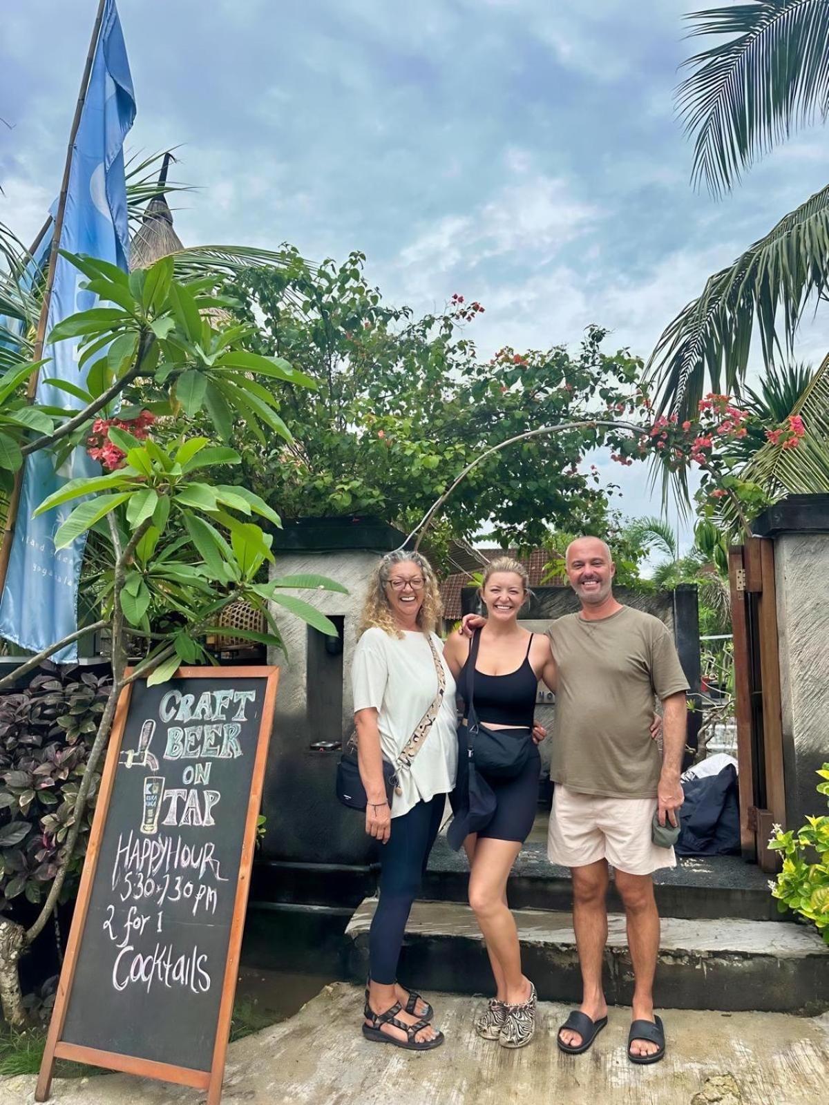 Bed and Breakfast Island Garden Huts Lembongan Экстерьер фото